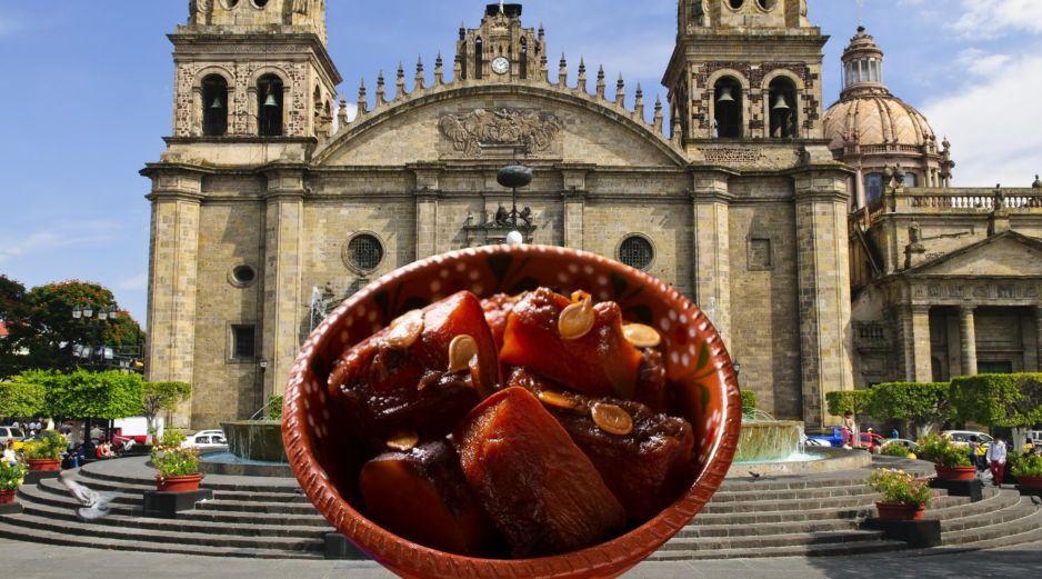 En este periodo, la memoria familiar y las tradiciones se encuentran alrededor de la mesa tapatía. ESPECIAL / CANVA