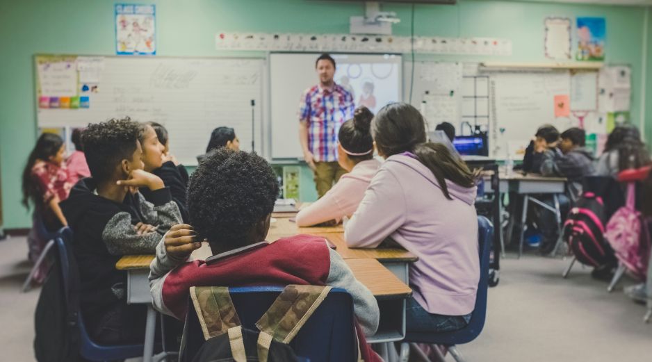 La falta de comprensión lectora no afecta únicamente el aprendizaje, sino que profundiza el rezago educativo y repercute en el bienestar socioemocional, la interpretación del entorno y las posibilidades futuras de empleo y desarrollo personal y profesional. UNSPLASH