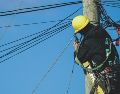 Los cortes de electricidad registrados este año han afectado a distintas entidades, aunque la CFE asegura que las interrupciones disminuyeron 39% durante el primer semestre. UNSPLASH.
