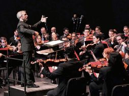 El director de la OFJ, José Luis Castillo, destaca el regreso de “Lucia di Lammermoor” al Teatro Degollado. CORTESÍA
