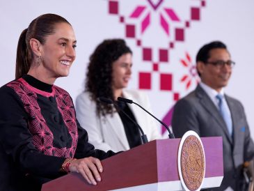 el Gobierno Federal sostiene que busca recuperar el sentido social de la Constitución, fortalecer la soberanía nacional y consolidar derechos sociales y democráticos.ESPECIAL