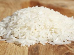 Los expertos coinciden en que el arroz es un alimento saludable que aporta carbohidratos, la principal fuente de energía del organismo. ESPECIAL/Unsplash