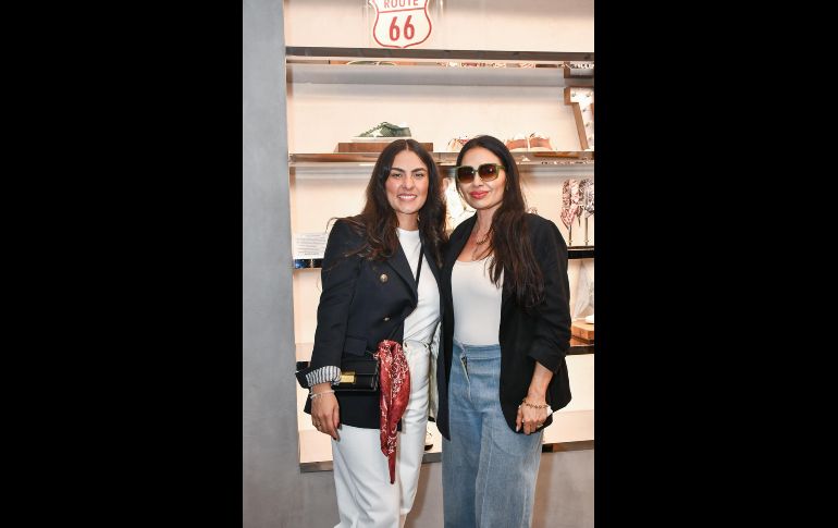 Montserrat Sánchez y Carmen Soto. GENTE BIEN JALISCO / Evento exclusivo Golden Goose