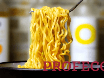Las sopas instantáneas suelen ser una opción alimentaria para miles de personas. UNSPLASH / M. VERDUZCO