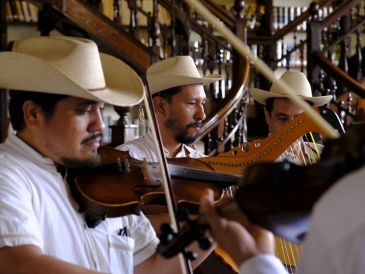Más que conciertos convencionales, los fandangos buscan recuperar el carácter social del mariachi. CORTESÍA