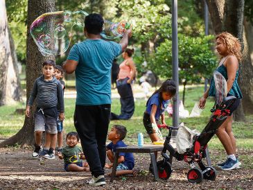 Los parques urbanos son algunas de las mejores opciones para dedicar una mañana o tarde a disfrutar de las áreas verdes que ofrece la metrópoli. EL INFORMADOR