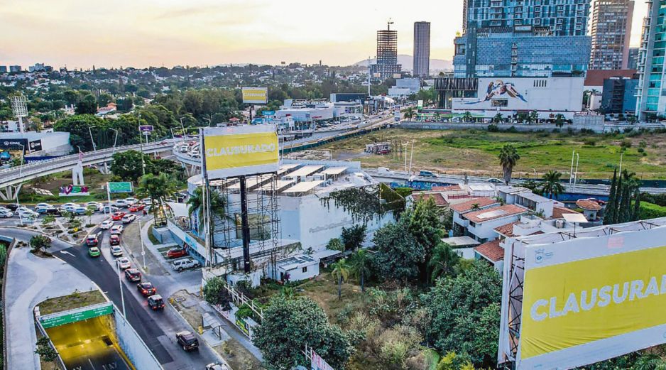 Zapopan intensifica retiro de espectaculares; mantendrá operativos los fines de semana