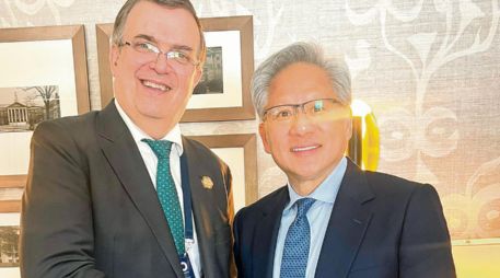 Marcelo Ebrard, secretario de Economía, se reunió con Jensen Huang, fundador y director ejecutivo de Nvidia, durante el encuentro de ministros de Innovación del G20. ESPECIAL