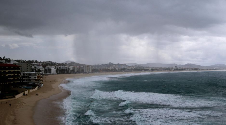 Este día se esperan lluvias intensas de entre 75 y 150 mm en el centro y sur de Baja California Sur. EFE/Archivo