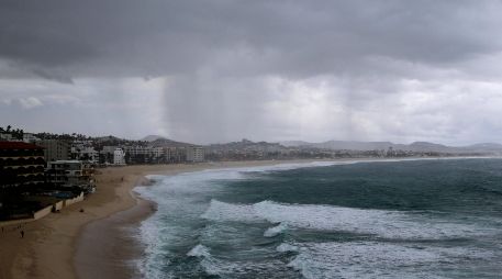 Este día se esperan lluvias intensas de entre 75 y 150 mm en el centro y sur de Baja California Sur. EFE/Archivo