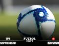El calendario del día incluye partidos de la Liga MX, La Liga, Premier League y otras competiciones de Europa y Sudamérica, para que puedas organizar tu día y elegir qué partidos seguir. ESPECIAL / CANVA