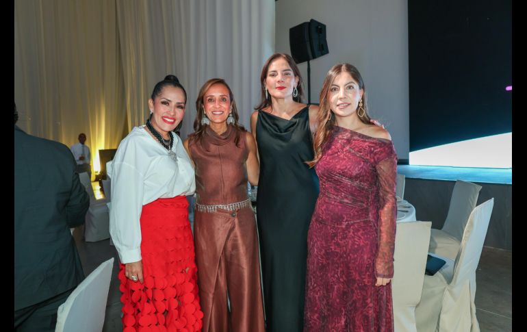 Tatiana Anaya, Maye Villa de Lemus, Arlette Chapoy y Michelle Becerra. GENTE BIEN JALISCO / Revista del 4 de septiembre 2026