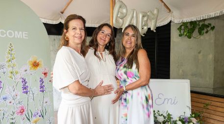 Carmen Dosal Mestas, Stephy Loera Uribe y Lourdes Uribe Peña. GENTE BIEN JALISCO / Revista del 4 de septiembre 2026