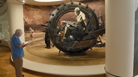 El recinto busca exhibir piezas de la cultura popular, a la vez que se teje un puente entre el pasado y el presente. EFE / O. ALONSO