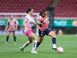 De los seis partidos entre rojiblancas y rojinegras disputados en el Estadio Jalisco, las Chivas han logrado llevarse la victoria seis veces. IMAGO7