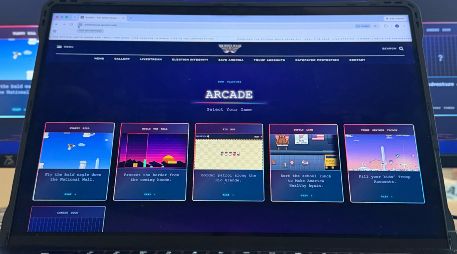 Una colección de cinco videojuegos de baja resolución que promueven distintos aspectos de la agenda del presidente Donald Trump. AP / J. ELSWICK