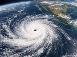 Marie evolucionó a huracán categoría 2, amenazando con lluvias torrenciales y oleaje elevado a Baja California Sur y otros estados más. ESPECIAL