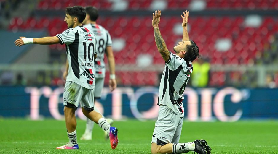 Edgar Zaldivar durante el festejo de gol en el partido correspondiente a la jornada 5 del torneo Apertura 2026 de la Liga BBVA MX. IMAGO7