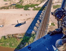El uso de drones por parte de los cárteles mexicanos refleja una tendencia creciente en toda América Latina, donde los grupos criminales están adaptando aeronaves comerciales económicas para labores de vigilancia, control territorial e incluso ataques. CBP ESPECIAL