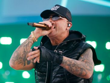 Cantante puertorriqueño Wisin durante su actuación este viernes en el festival musical Coca Cola Music Experience. EFE/D. FERNÁNDEZ