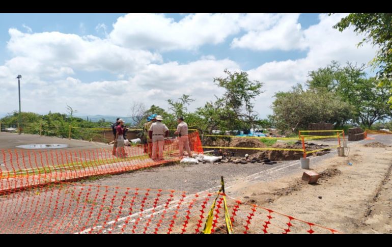 A la llegada de las unidades de emergencia, se detectó que en la obra no se contaba con las medidas de seguridad necesarias. ESPECIAL/Protección Civil y Bomberos de Tlaquepaque