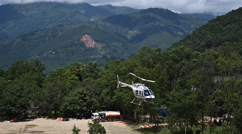 Los equipos de rescate continúan buscando sobrevivientes tras la riada que golpeó Nepal hace diez días. AFP / P. Pardo