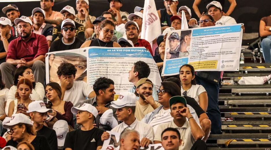 Los manifestantes denunciaron que no han sido escuchados y señalaron que a Sheinbaum “no le interesan los desaparecidos”. EL INFORMADOR/A. Navarro