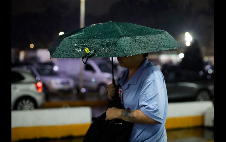El SMN alerta que el monzón mexicano provocará lluvias intensas, granizo y altas temperaturas en gran parte del país, afectando principalmente a 8 estados. AFP/G. Vieyra