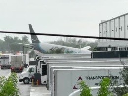 Avión de carga se sale de pista en Miami y deja cinco muertos