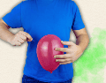 Las flatulencias ocurren cuando el sistema digestivo procesa los alimentos y las bacterias de la microbiota intestinal fermentan los carbohidratos no digeridos. ESPECIAL / CANVA