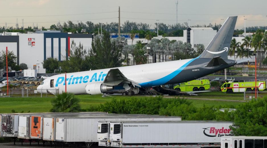 Las autoridades ya recuperaron la caja negra del avión. EFE / A. BOAL