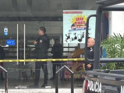 Los hechos ocurrieron en un negocio ubicado en los cruces de la Calle Xóchitl y Paseo de los Laureles. ESPECIAL/Policía de Zapopan