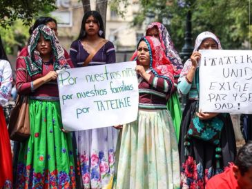 La tarde de este lunes, habitantes de Tateikie exigieron una estrategia de seguridad permanente a las autoridades. EL INFORMADOR/A. Navarro