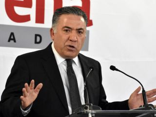La salida de Inzunza de la presidencia de Estudios Legislativos se concretará en los próximos días, aunque aún no se sabe quién lo sustituirá. AFP/L. Barrón