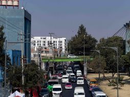 El programa Hoy No Circula se aplica de las 5:00 a las 22:00 horas en todas las alcaldías de la Ciudad de México y en tres zonas conurbadas del Estado de México. SUN/H. Salvador