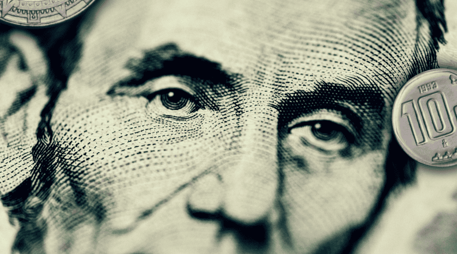 Considera que la cotización del dólar frente al peso mexicano fluctúa a lo largo del día debido a los factores de oferta-demanda. ESPECIAL/Canva