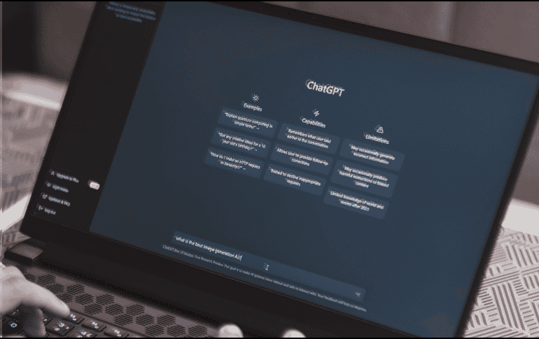 Los centros de datos que utilizan inteligencia artificial requieren enormes cantidades de electricidad para alimentar y refrigerar los equipos. ESPECIAL/Canva