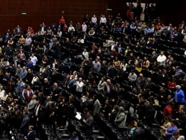 Tras su aprobación, el documento se turnó al pleno para su debate y votación. AFP/ARCHIVO