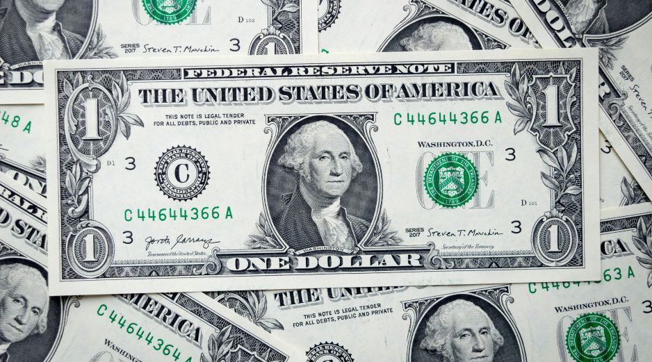 Este miércoles 9 de septiembre El Banco de México (Banxico) estableció el tipo de cambio FIX oficial en 16.9237 pesos. UNSPLASH / L. RADZIEJEWSKI