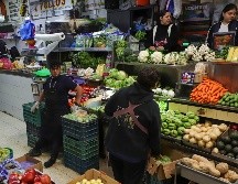 La canasta de consumo mínimo, que da seguimiento a 170 bienes y servicios, avanzó un 0.26 % mensual y aumentó un 2.97 % anual en agosto. EL INFORMADOR / ARCHIVO