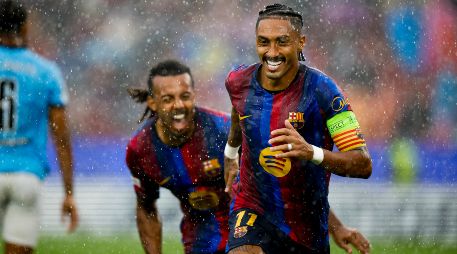 El conjunto blaugrana arrancó su camino en la Champions League con una actuación contundente en un partido de muchos goles. EFE / A. Estévez