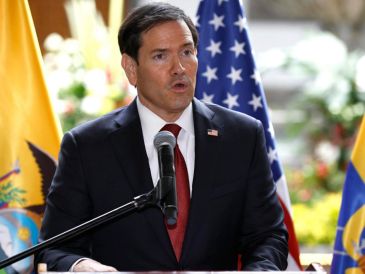 El secretario de Estado de Estados Unidos, Marco Rubio, habla durante una rueda de prensa este miércoles, en Quito, Ecuador.EFE/ J. Jácome