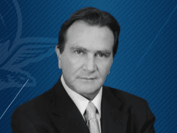 Mario Beteta colaboró varios años en EL UNIVERSAL, con su columna llamada "En Petit Comité". FACEBOOK / EL UNIVERSAL