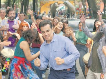 Adrián Uribe da vida a “Juan Pablo”, un hombre atrapado en la rutina. CORTESÍA