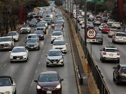 El programa Hoy No Circula se aplica de las 5:00 a las 22:00 horas en todas las alcaldías de la Ciudad de México y en tres zonas conurbadas del Estado de México. EFE/J. Méndez