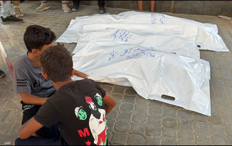 Cada día Israel lanza ataques en Gaza que causan muertos. EFE/ Ahmad Awad