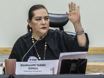 Taddei designó a Roberto Carlos Félix López como Encargado de Despacho de la Secretaría Ejecutiva del INE tras la repentina renuncia de Claudia Arlett. SUN / ARCHIVO