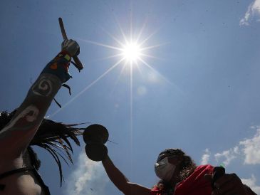 El equinoccio iguala las horas de luz y oscuridad, y será acompañado por un fascinante ciclo lunar de septiembre. SUN / ARCHIVO