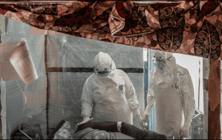 El actual brote está siendo impulsado por el virus Bundibugyo, una cepa rara de ébola para la cual actualmente no existe una vacuna ni un tratamiento antiviral aprobado de forma definitiva. AP/ACRHIVO