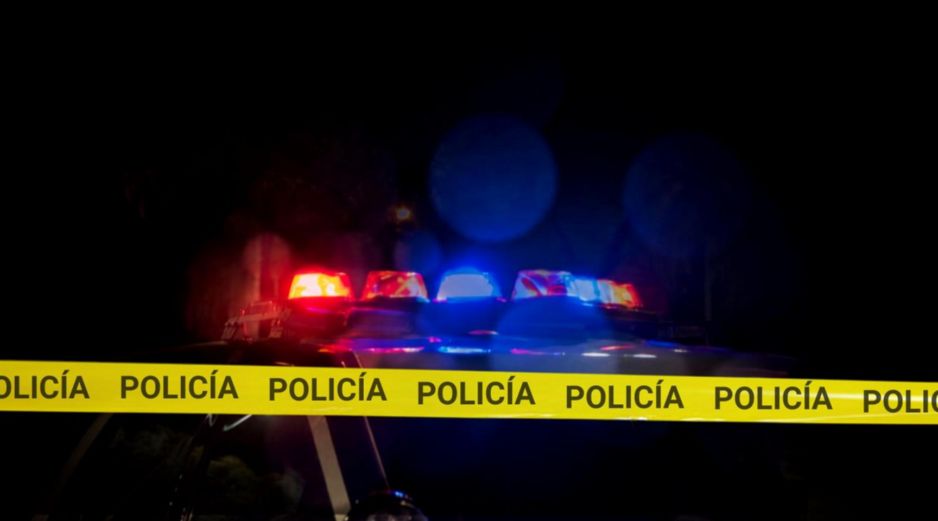 Durante la intervención de urgencia, los agentes no solo encontraron al joven desaparecido, sino que liberaron a otras siete personas retenidas contra su voluntad. ESPECIAL / CANVA